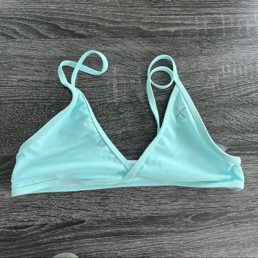 Boutine LA Blue bikini top